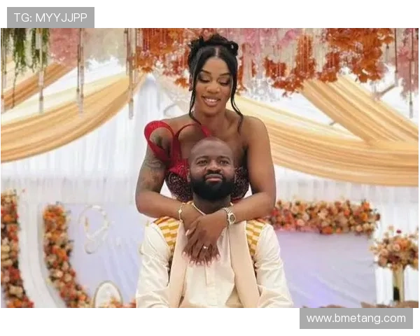 欧美足球明星情侣甜蜜瞬间大集合展现爱情与激情的完美结合